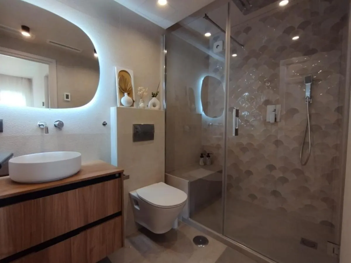 Stunning Apartment With Sea Views At Calle Carabeo, Nerja