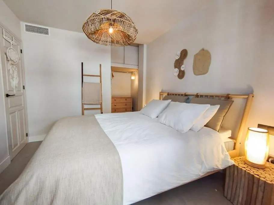 Stunning Apartment With Sea Views At Calle Carabeo, Nerja