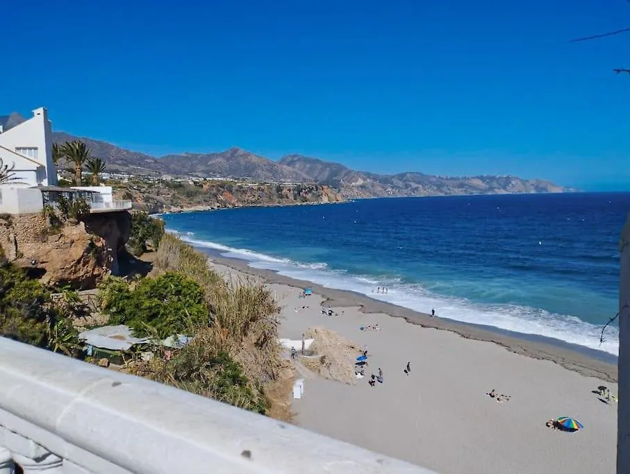 Stunning Apartment With Sea Views At Calle Carabeo, Nerja