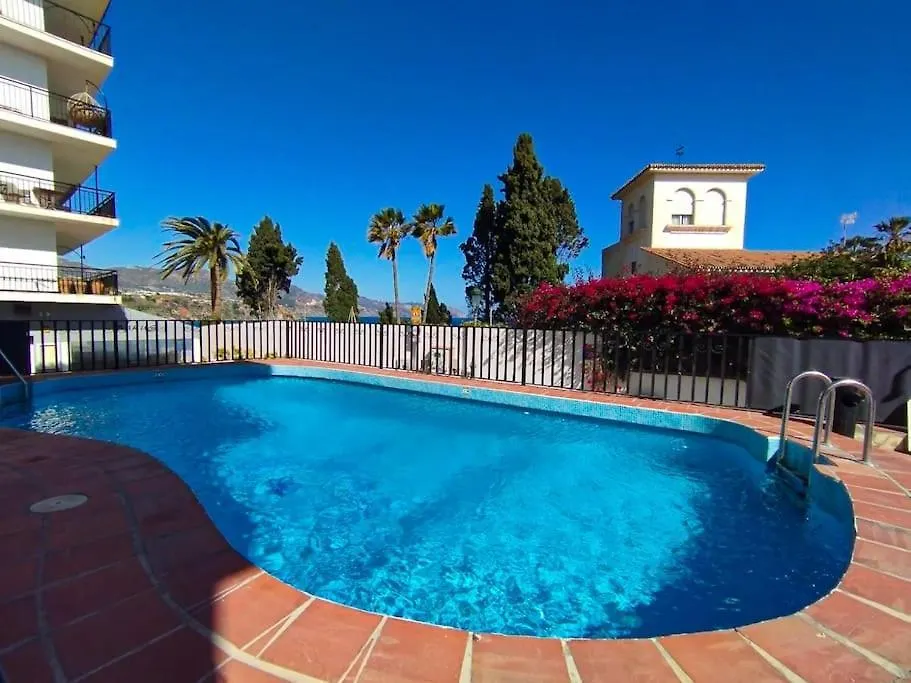 Stunning Apartment With Sea Views At Calle Carabeo, Nerja